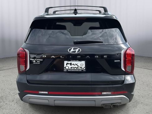 Used 2023 Hyundai Palisade Limited AWD/4WD image 4