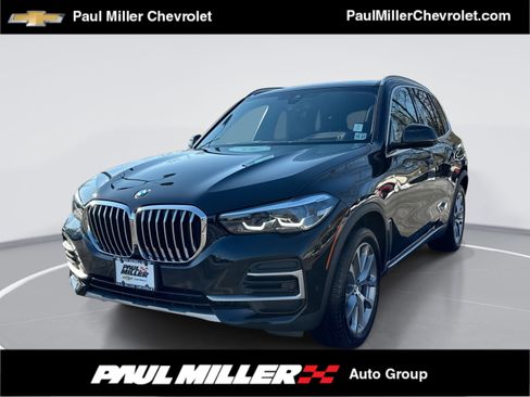 Used 2023 BMW X5 xDrive40i w/ Premium Package image 1