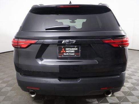 Used 2023 Chevrolet Traverse LT w/ Midnight/Sport Edition image 12