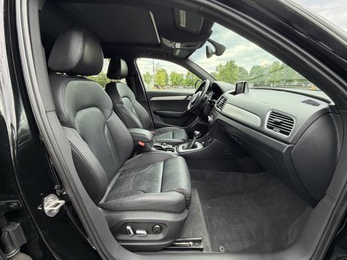 Used 2017 Audi Q3 2.0T Prestige w/ Prestige Package image 15