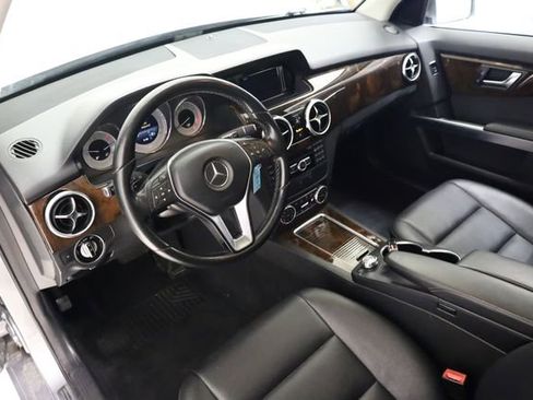 Used 2015 Mercedes-Benz GLK 350 4MATIC image 12