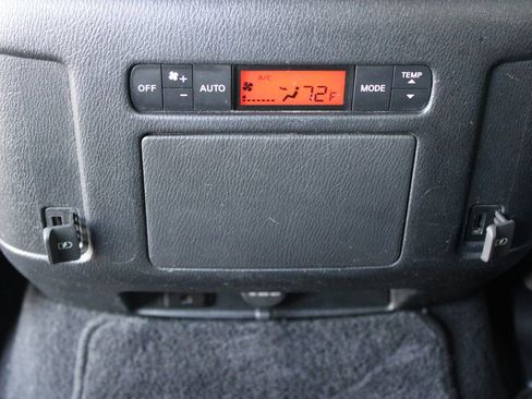 Used 2019 Nissan Armada SL w/ Premium Package image 26