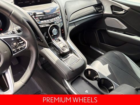 Used 2025 Acura RDX SH-AWD w/ Technology Package image 18