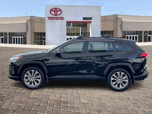 Certified 2023 Toyota RAV4 XLE Premium image 4