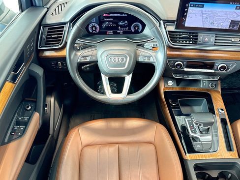 Used 2022 Audi Q5 2.0T Premium Plus w/ Premium Plus Package AWD/4WD image 21