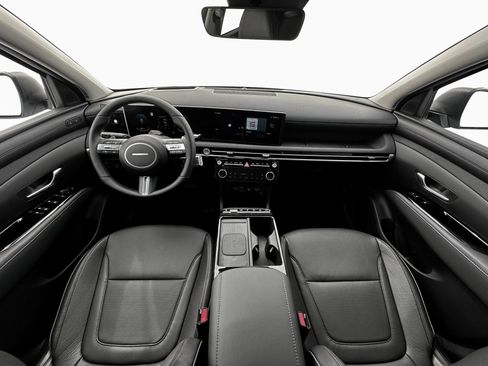 New 2025 Hyundai Tucson Limited image 13