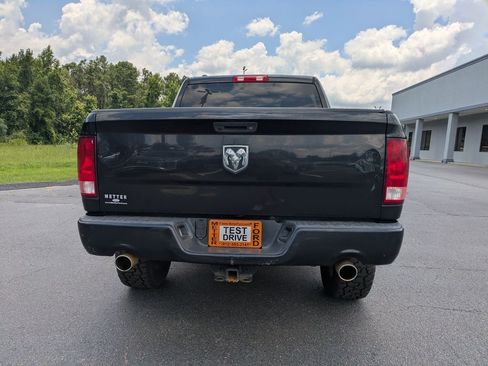 Used 2018 RAM 1500 Express w/ Express Value Package RWD image 5