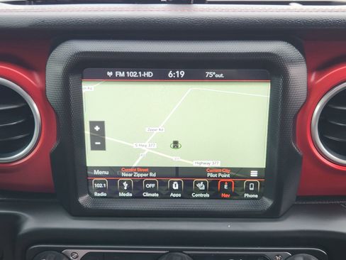 Used 2018 Jeep Wrangler Unlimited Rubicon w/ Dual Top Group image 19