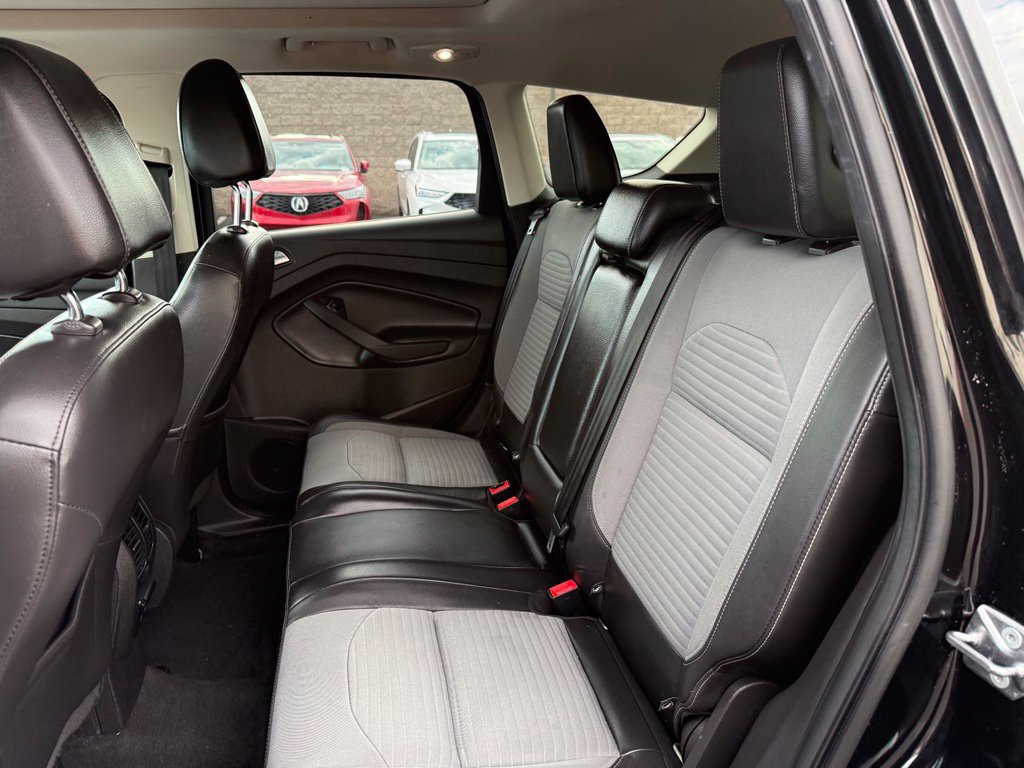 Used 2017 Ford Escape Titanium FWD image 14