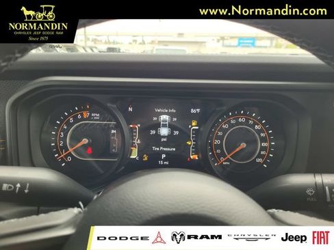 New 2026 Jeep Gladiator Mojave AWD/4WD image 9