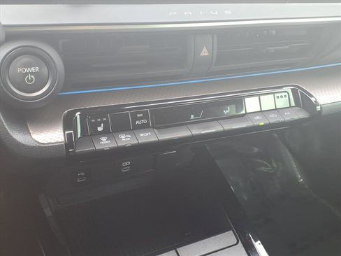 Certified 2023 Toyota Prius XLE image 18