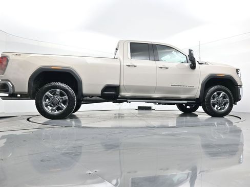 New 2026 GMC Sierra 3500 SLE w/ SLE Value Package image 30