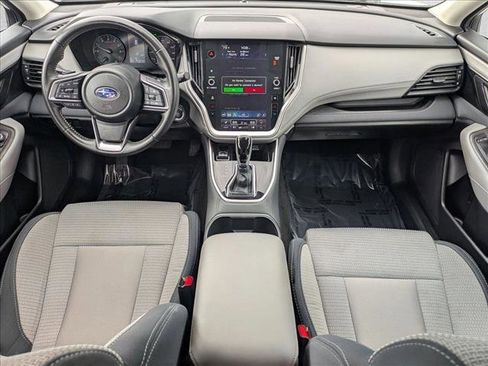 Used 2025 Subaru Outback Premium image 16
