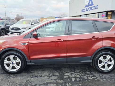 Used 2014 Ford Escape SE AWD/4WD image 3