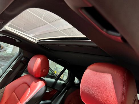 Certified 2019 Mercedes-Benz GLC 300 4MATIC image 11