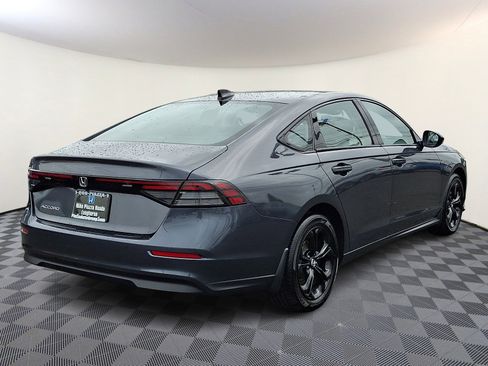 Used 2025 Honda Accord SE image 7