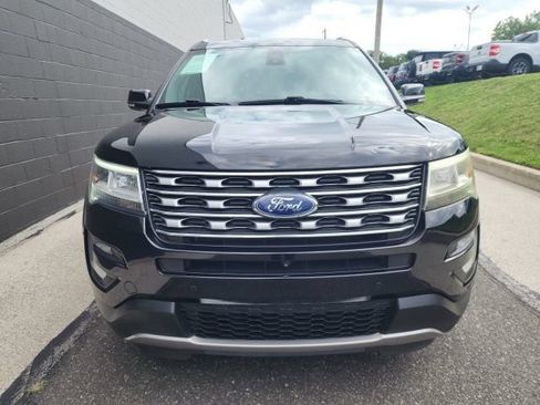 Certified 2017 Ford Explorer Limited w/ Equipment Group 301A AWD/4WD image 2