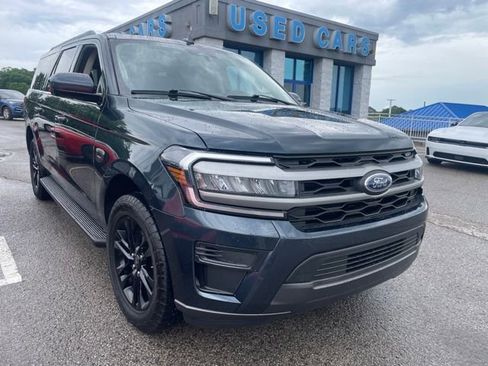 Used 2024 Ford Expedition Max XLT AWD/4WD image 3