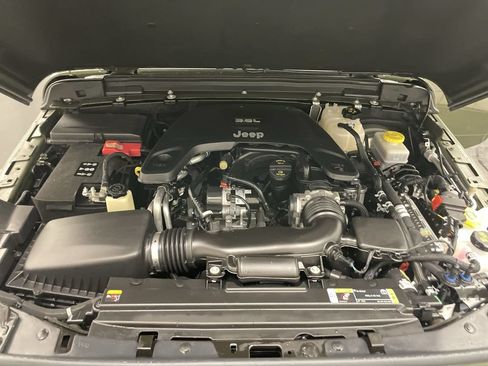 Used 2021 Jeep Wrangler Unlimited Sport AWD/4WD image 20