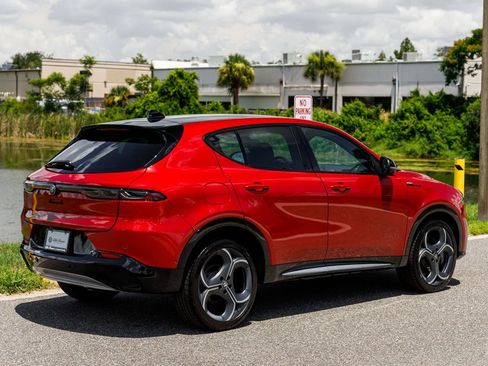 New 2026 Alfa Romeo Tonale w/ Active Assist Package AWD/4WD image 3