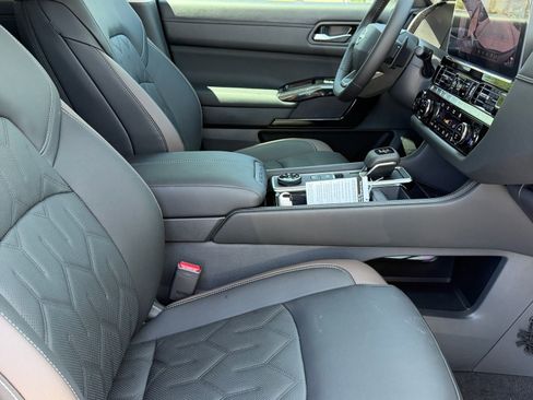 New 2026 Nissan Frontier SV image 12