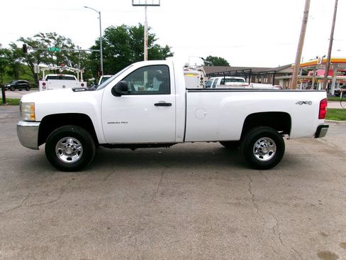 Used 2010 Chevrolet Silverado 2500 W/T AWD/4WD image 6