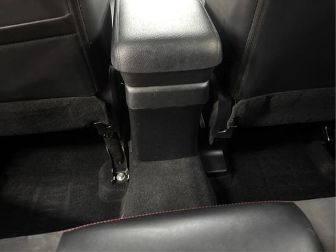 Used 2018 Mitsubishi Outlander Sport SE AWD/4WD image 26