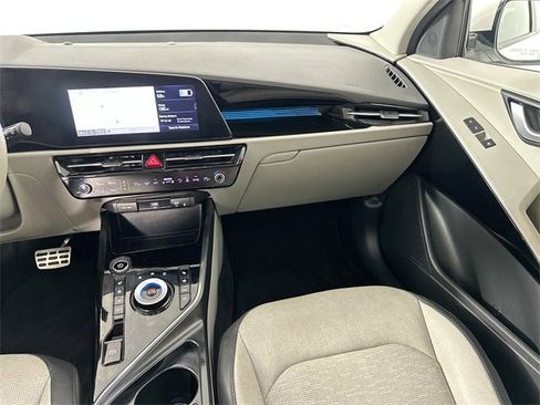 Used 2023 Kia Niro Wave w/ Wave Preserve Package image 28