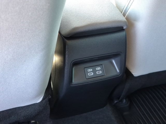 Used 2026 Toyota Corolla LE w/ LE Premium Package FWD image 17