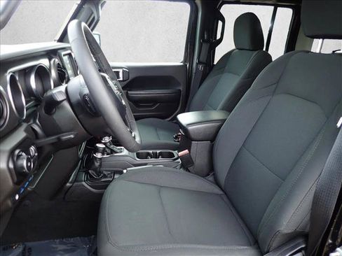 Used 2023 Jeep Wrangler Unlimited w/ Cold Weather Group AWD/4WD image 11