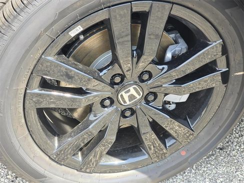 New 2026 Honda HR-V Sport image 9