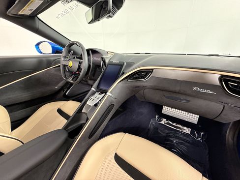 Certified 2025 Ferrari Roma Base image 26