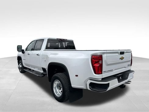 Used 2022 Chevrolet Silverado 3500 High Country AWD/4WD image 17