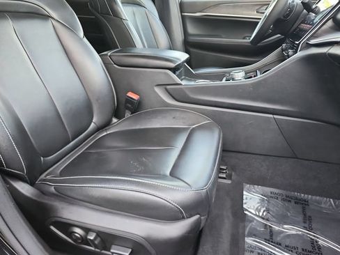 Used 2024 Jeep Grand Cherokee Limited 4xe AWD/4WD image 18