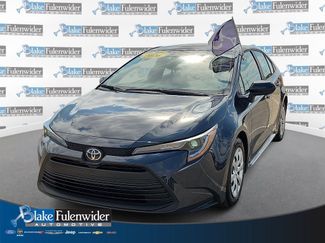 Used 2026 Toyota Corolla LE FWD video 1