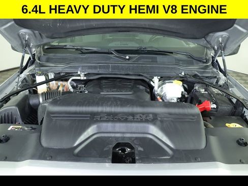 Used 2024 RAM 2500 Big Horn w/ Night Edition AWD/4WD image 5