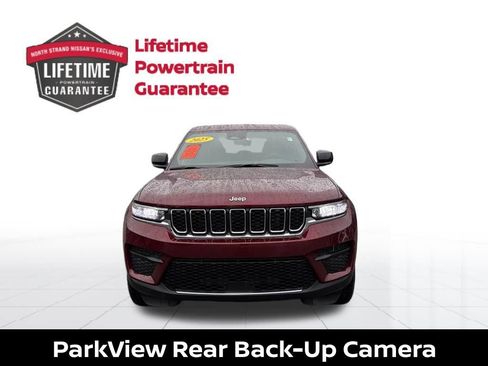 Used 2025 Jeep Grand Cherokee Laredo X image 10