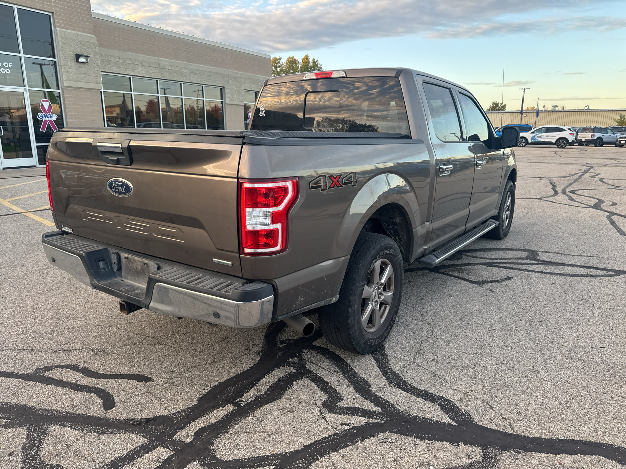 Used 2019 Ford F150 XLT w/ Equipment Group 302A Luxury AWD/4WD image 5