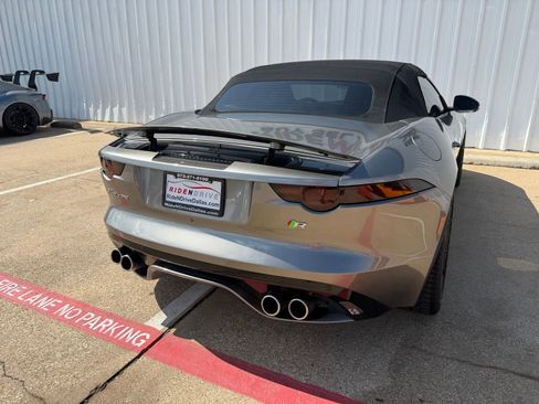 Used 2018 Jaguar F-TYPE R AWD/4WD image 6