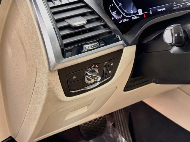 Used 2021 BMW X3 xDrive30e w/ Convenience Package AWD/4WD image 10