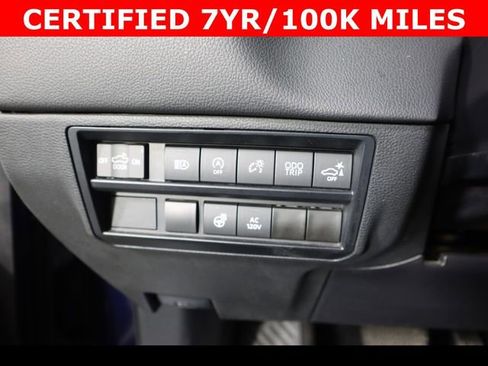 Used 2023 Toyota Tundra Limited AWD/4WD image 19