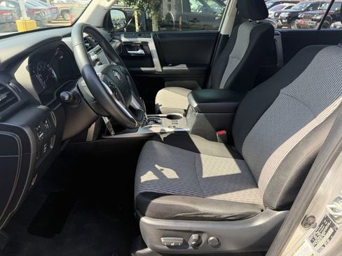 Used 2018 Toyota 4Runner SR5 image 18