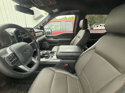 Used 2025 Ford F150 Lariat w/ Equipment Group 501A Mid AWD/4WD image 3