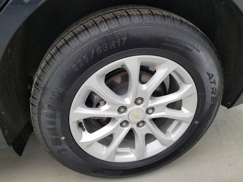 Used 2021 Chevrolet Equinox LT FWD image 31