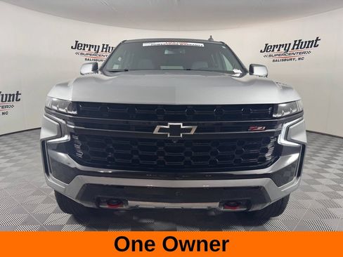 Used 2024 Chevrolet Tahoe Z71 w/ Luxury Package AWD/4WD image 4