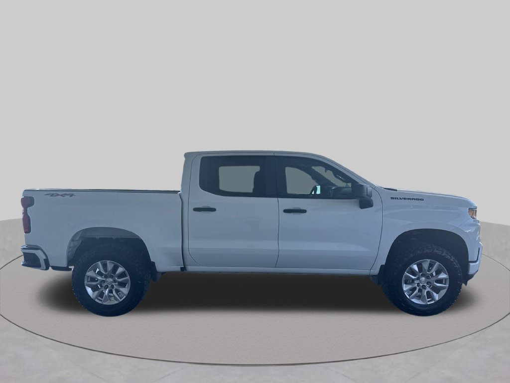 Used 2020 Chevrolet Silverado 1500 Custom w/ Custom Value Package AWD/4WD image 14