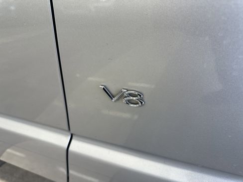 Used 2004 Ford Thunderbird Deluxe image 10