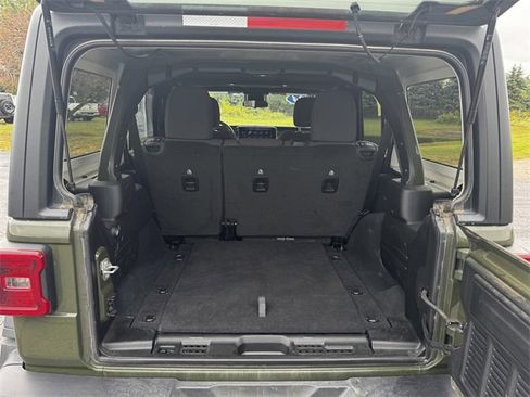 Certified 2024 Jeep Wrangler Unlimited Rubicon image 17