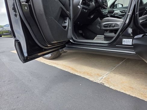 Used 2020 Chevrolet Traverse RS AWD/4WD image 18