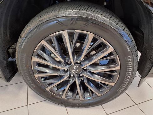 Used 2025 INFINITI QX80 Autograph w/ Autograph Exterior Package image 8